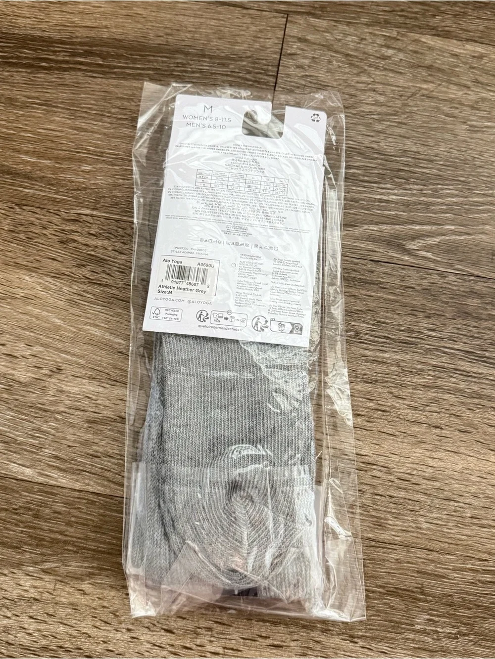 NWT Alo Yoga Unisex Scruch Sock Athletic Heather Grey/White